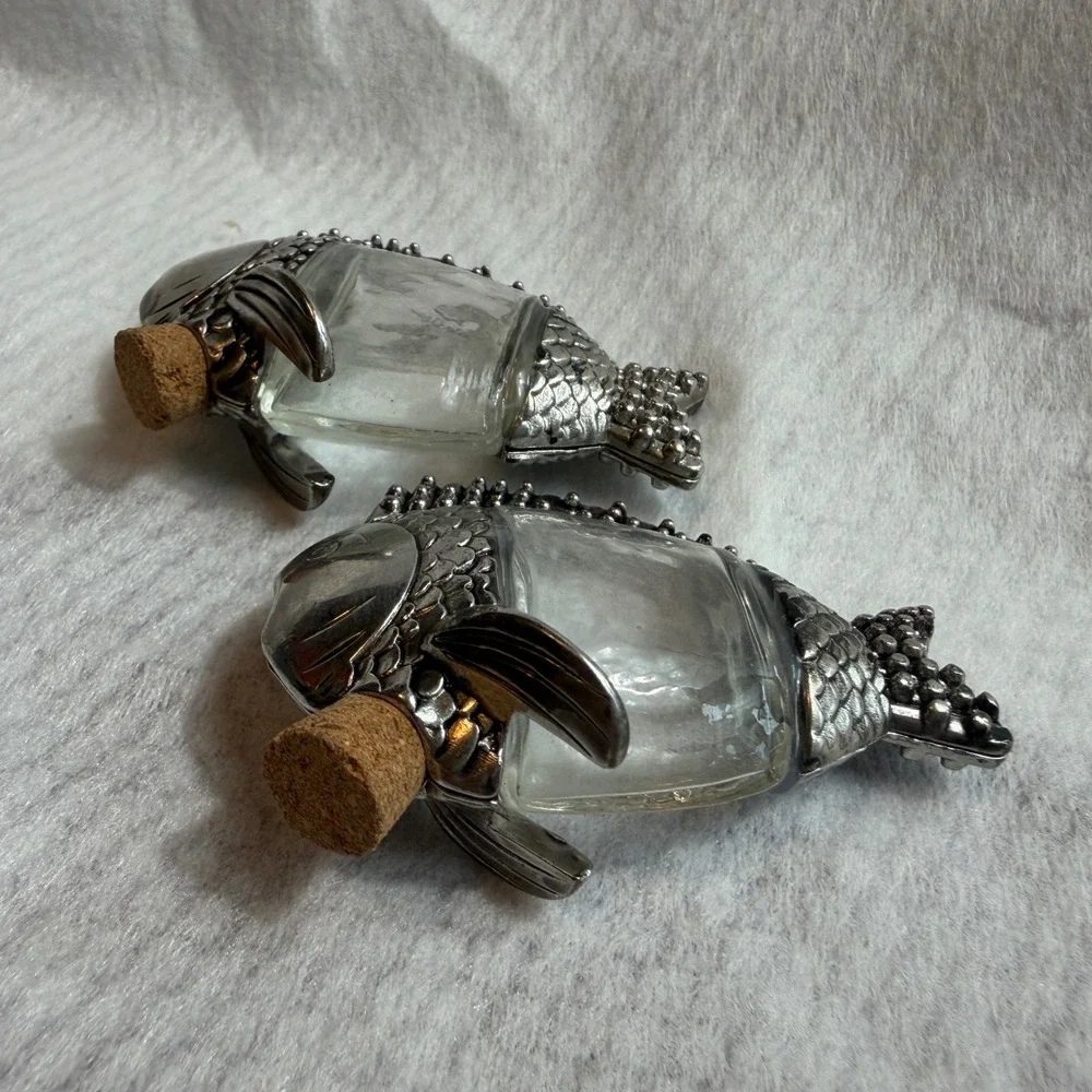 Vintage Silver Tone Metal and Glass Fish Salt and Pepper Shaker Set with Corks